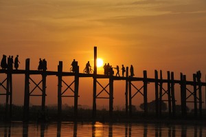 Tramonto Ponte U-bein     